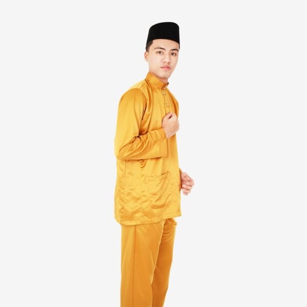 Baju Melayu Traditional BTC-1001 (Gold)